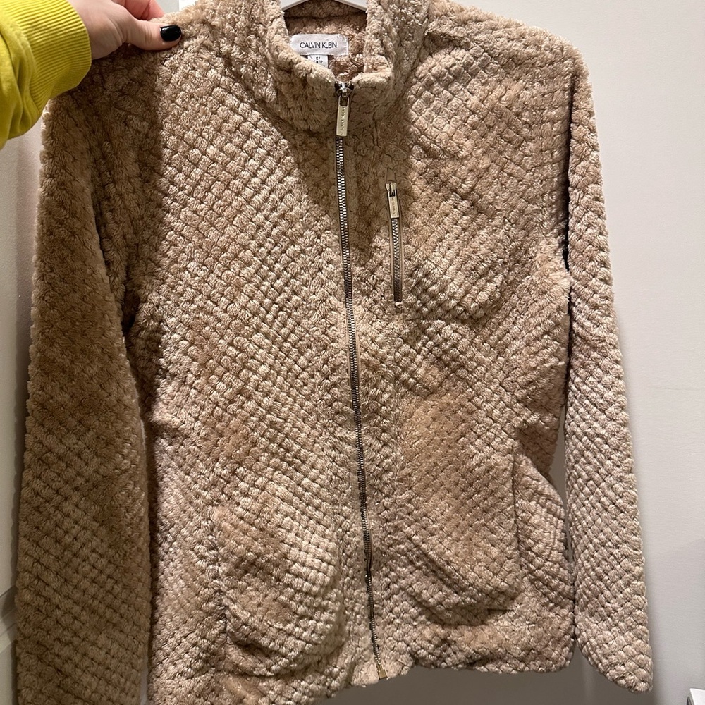 Calvin Klein Women's Beige Quilted Jacket